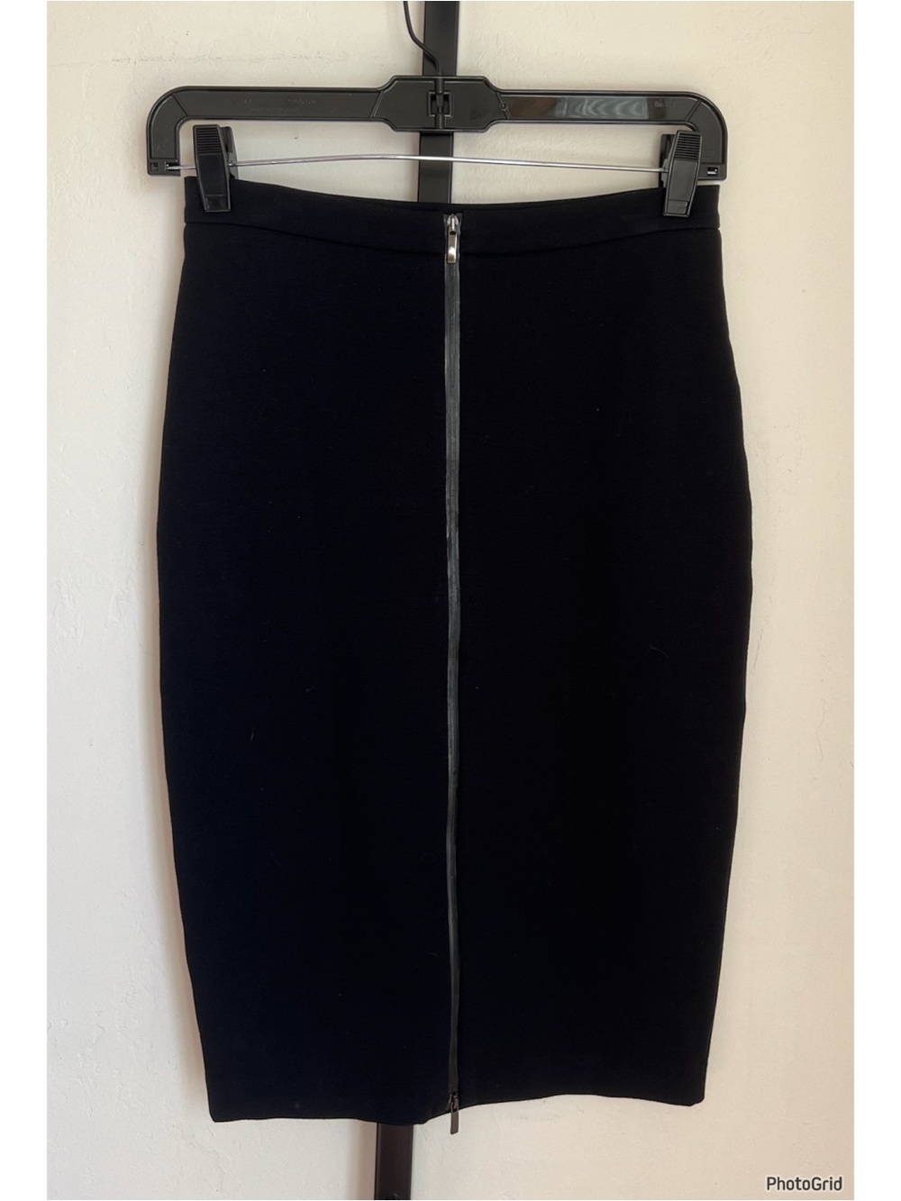 Wolford Black Zip Front Pencil Skirt Size 4 Career Classic Minimalist